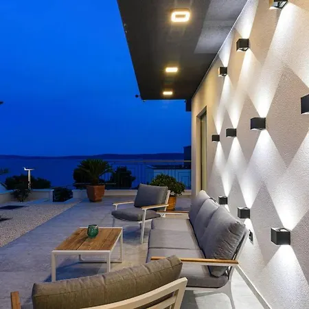 Luxury Adriatica-*heated Pool-sauna-jacuzzi*